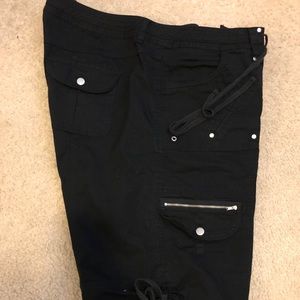Plus size capri pant